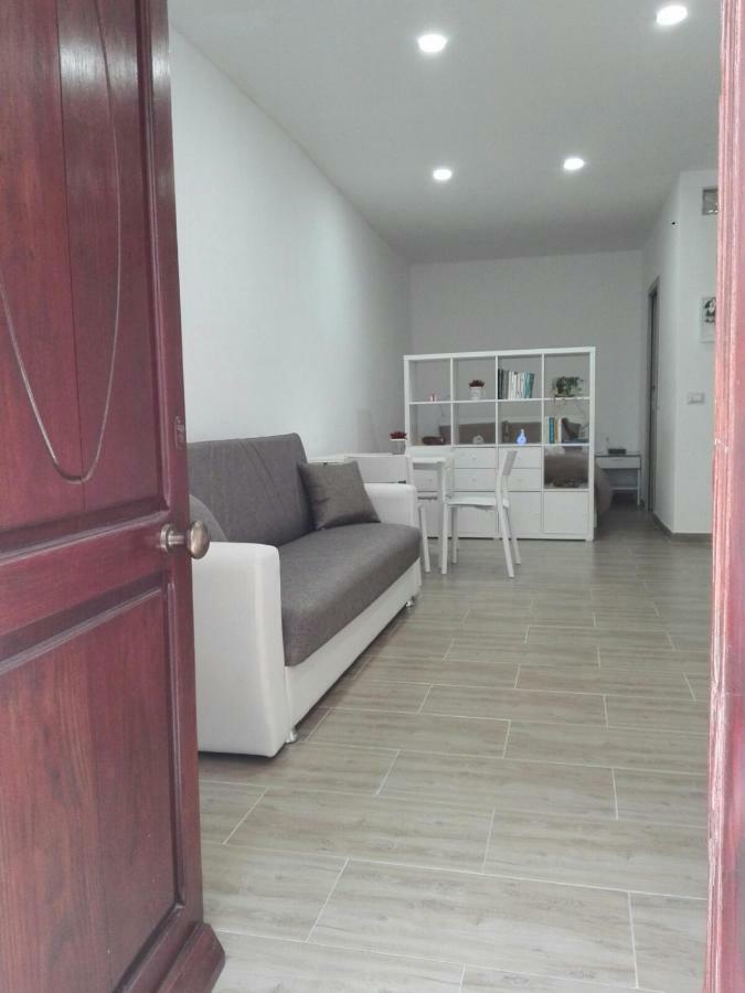 Al Centro Di Cagliari Apartamento Exterior foto